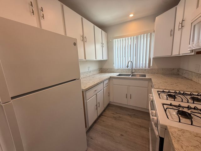 1228 N  McCadden Pl #5, Los Angeles, CA 90038