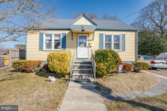 21 E  Pierson Ave, Somers Point, NJ 08244