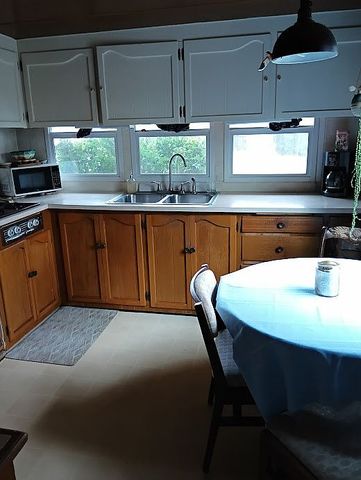 481 Twin View Blvd #15, Redding, CA 96003