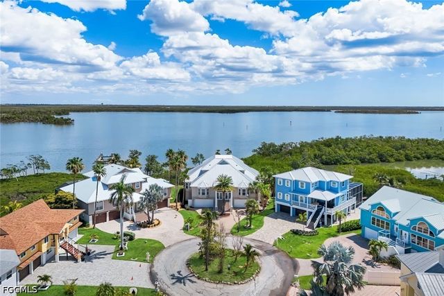 21500-21504 Indian Bayou Dr, Fort Myers Beach, FL 33931