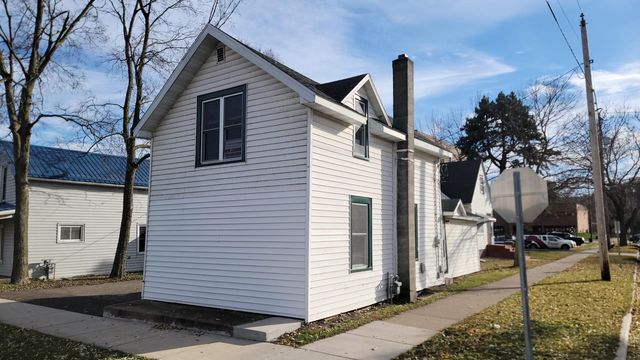 247 Chippewa St, Eau Claire, WI 54703