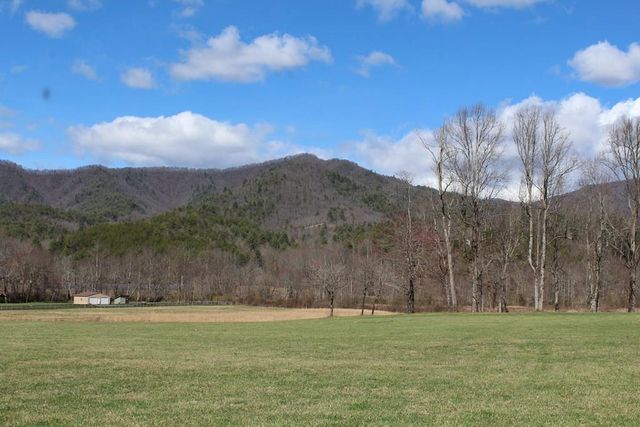 Address Not Disclosed, Hayesville, NC 28904