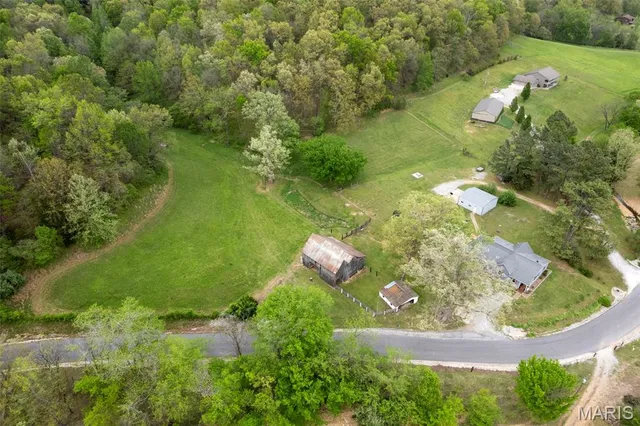 2302 County Road 525, Jackson, MO 63755