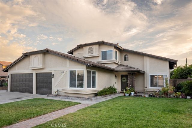 1551 W  Via Bello Dr, Rialto, CA 92377