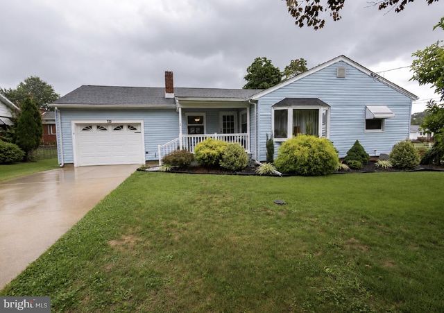 725 S  Myrtle St, Vineland, NJ 08360