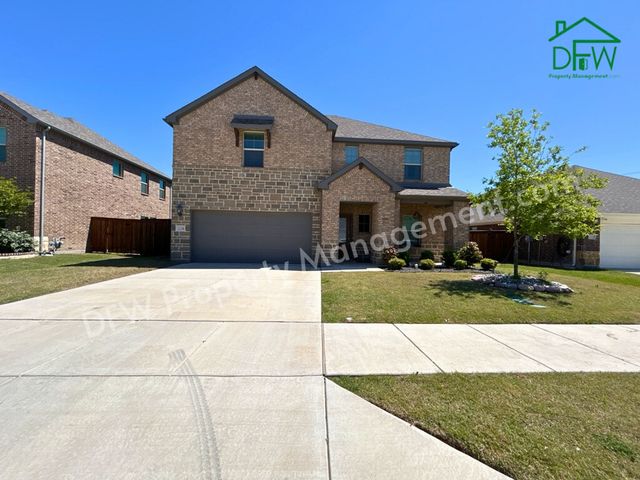 236 Henly Dr, Fort Worth, TX 76131