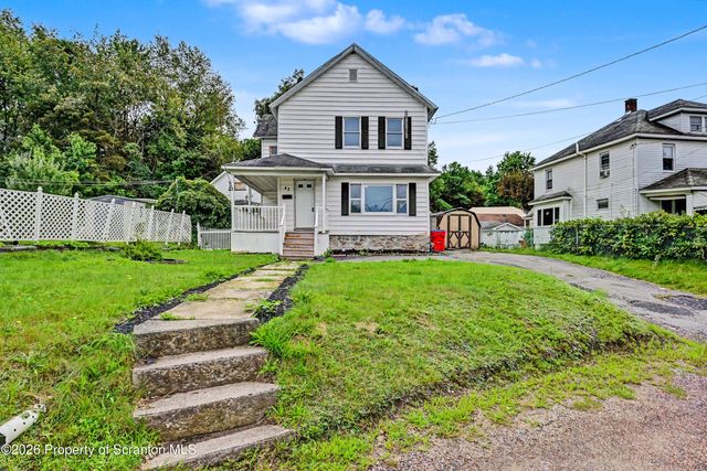 42 Upper Powderly St, Carbondale, PA 18407
