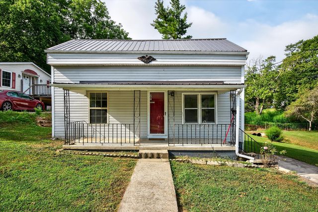 307 E  11th St, Millersburg, KY 40348