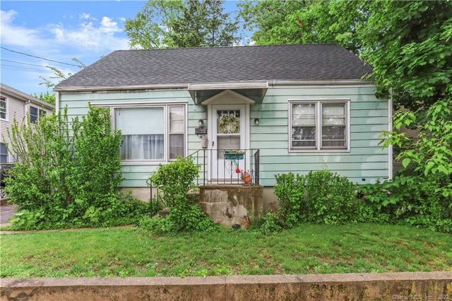 16 Finney Ln, Stamford, CT 06902