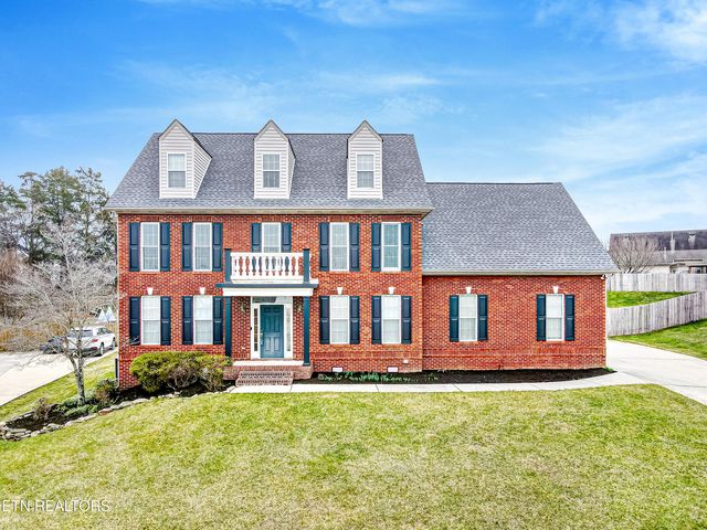 1690 Meadow Chase Ln, Knoxville, TN 37931