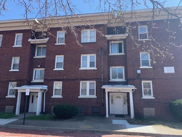 23-27 Charlotte St #1, Akron, OH 44303