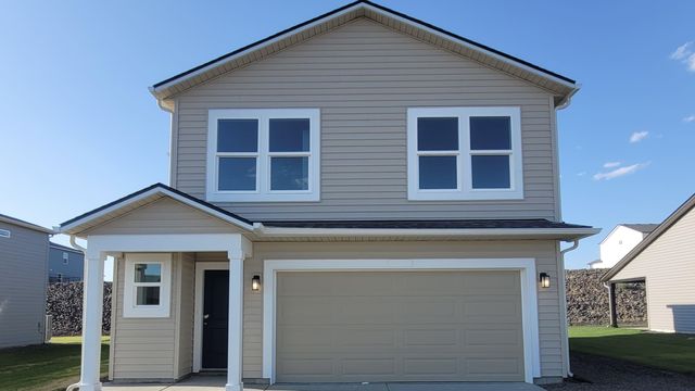 713 E  L St, Deer Park, WA 99006
