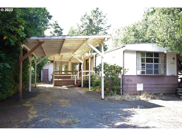 1600 Rhododendron Dr #113, Florence, OR 97439