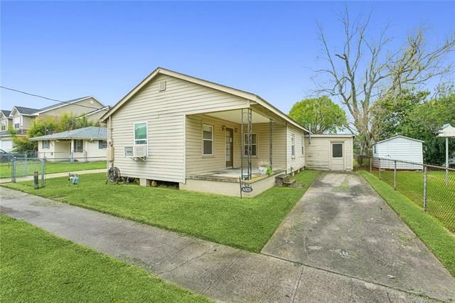 4305 Clay St, Metairie, LA 70001