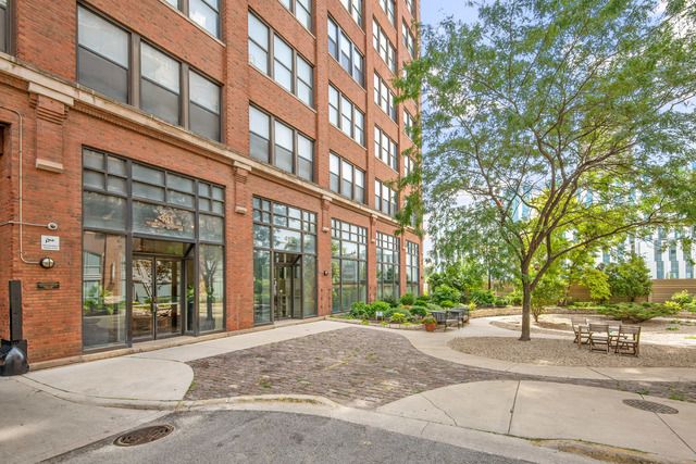 411 S  Sangamon St #7C, Chicago, IL 60607