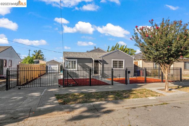 923 91st Ave, Oakland, CA 94603