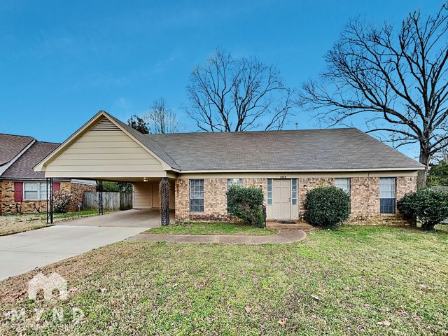2888 Baywood Dr, Memphis, TN 38134