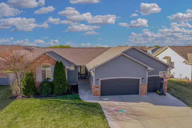 603 W  Fieldstone Ct, Andover, KS 67002