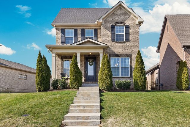 1068 Lt Gibson Cir, Gallatin, TN 37066