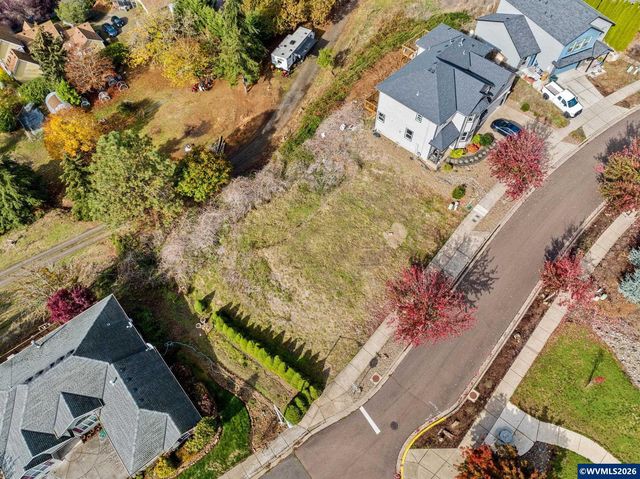 801 Northpoint Loop, Brownsville, OR 97327