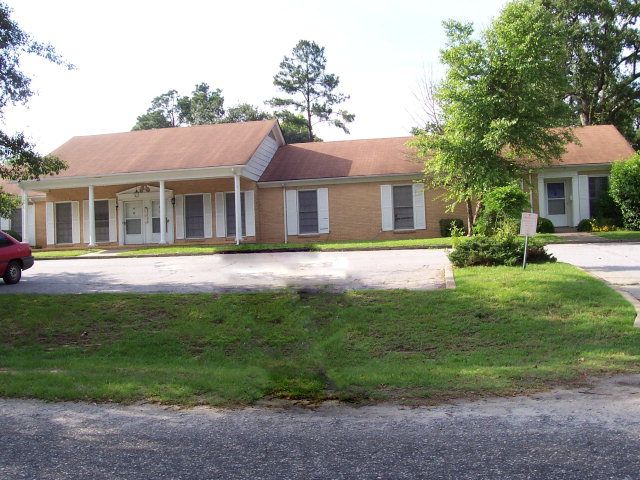 113 Willow Dr, Sumter, SC 29150