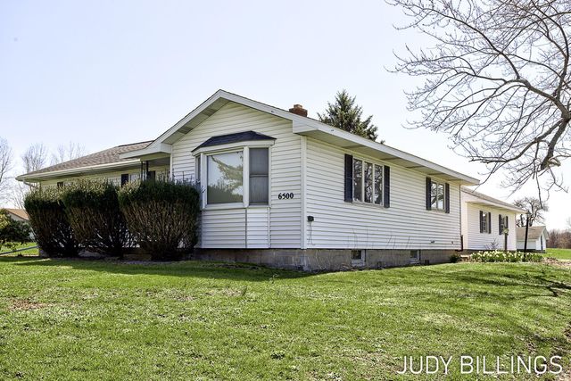 6500 122nd Ave, Fennville, MI 49408