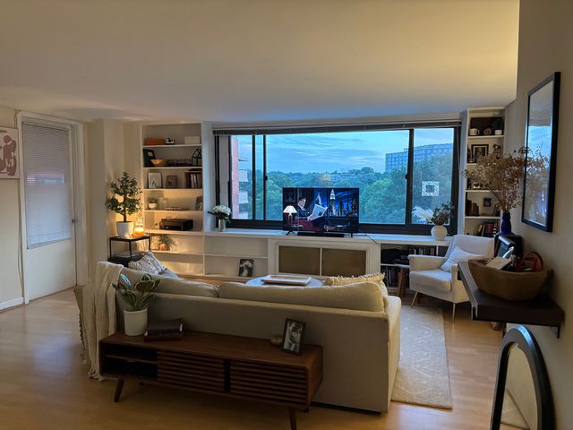 1021 Arlington Blvd #1142, Arlington, VA 22209