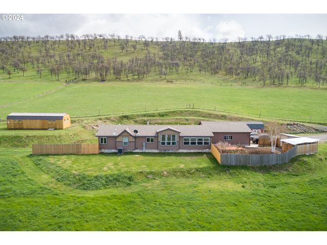 5940 Cherry Heights Rd, The Dalles, OR 97058