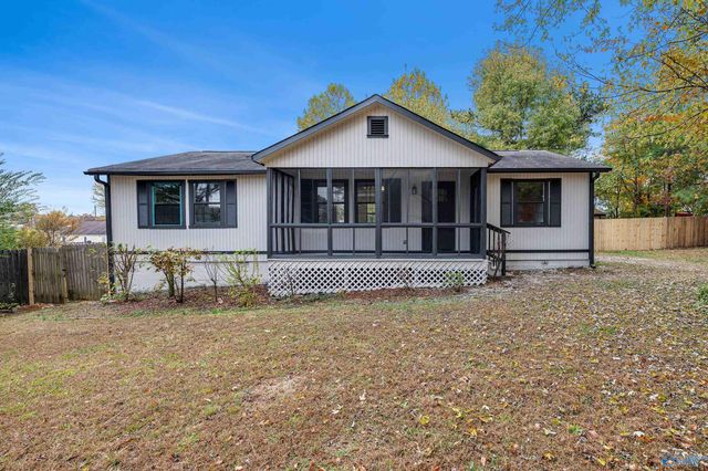 174 Doris Dr, Harvest, AL 35749