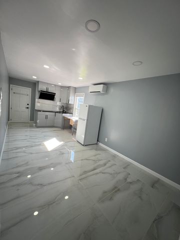Address Not Disclosed, Syosset, NY 11791