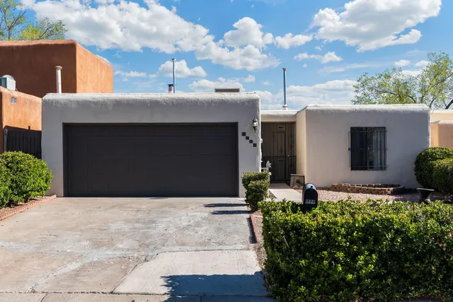 4921 Quail Ridge Dr NW, Albuquerque, NM 87114