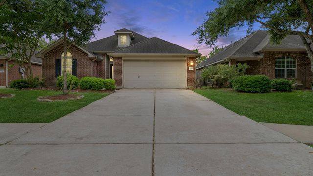 11808 White Water Bay Dr, Pearland, TX 77584