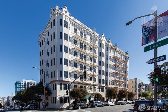 1530 Gough St #776f18ccb, San Francisco, CA 94109