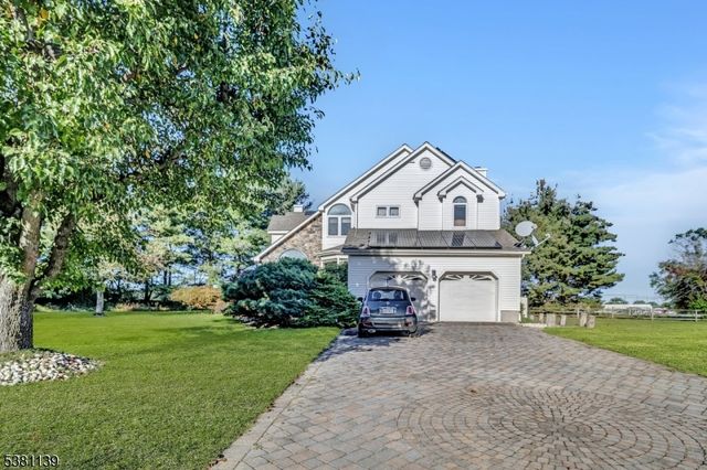 61 Wallace Blvd, Hillsborough, NJ 08844