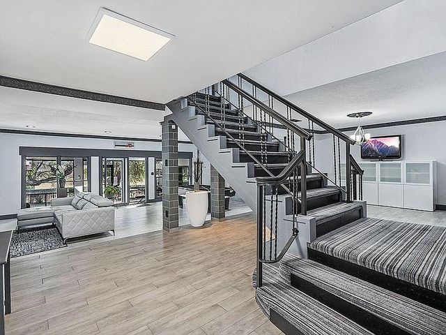 2500 Onion Creek Pkwy, Austin, TX 78747