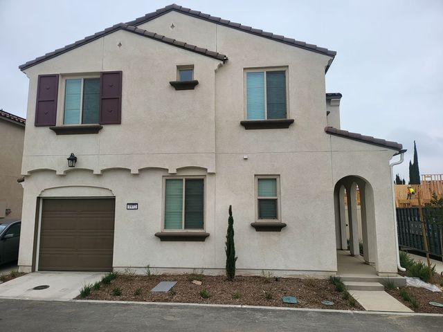 1972 S  Ambrosia Way, San Bernardino, CA 92408