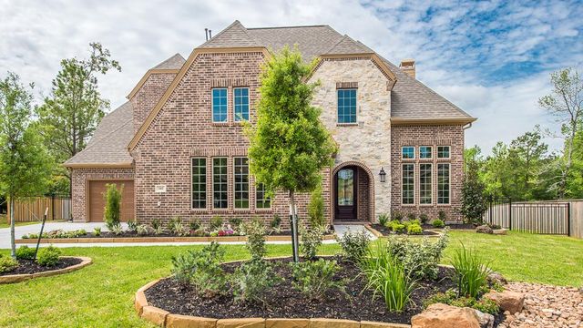 142 Pacific Grove Dr, Montgomery, TX 77316