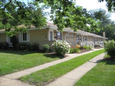 5009 Florence Ave, Downers Grove, IL 60515