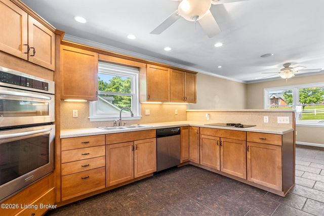 513 Bloomfield Rd, Bardstown, KY 40004