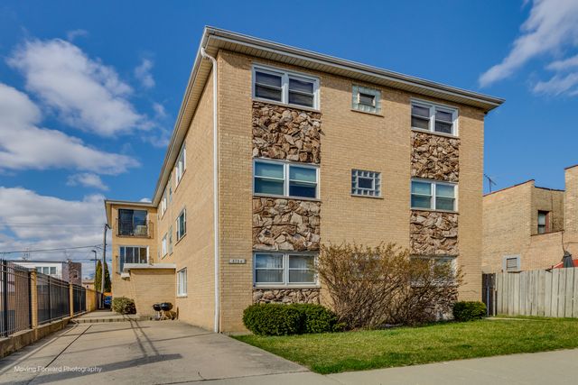 5754 W  Lawrence Ave #2B, Chicago, IL 60630