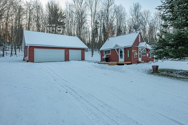 4678 Coveyville Rd, Phelps, WI 54554