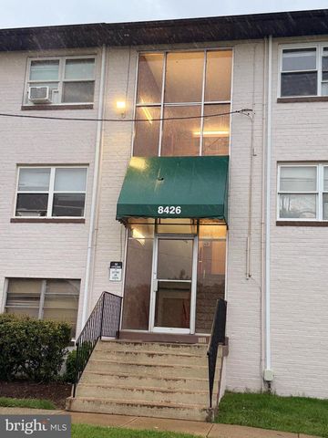 8426 Richmond Hwy #105, Alexandria, VA 22309