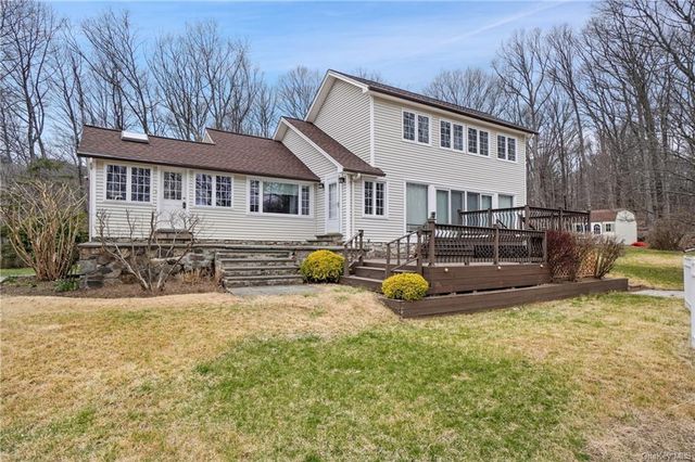 54 Old Route 55, Pawling, NY 12564