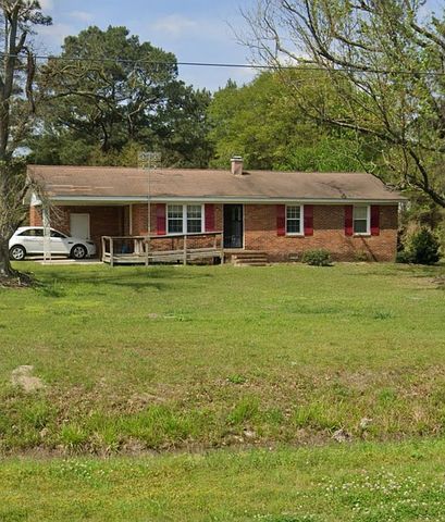 106 Pearsall Chapel Rd, Kenansville, NC 28349