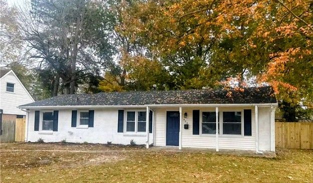 424 Elmont Rd #1, Virginia Beach, VA 23452