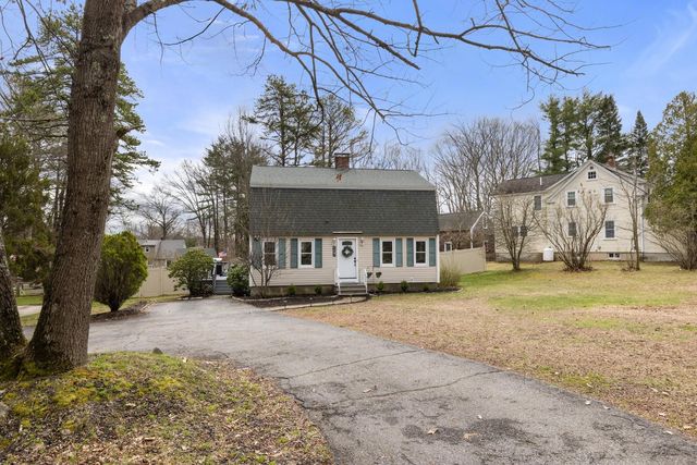 157 Exeter Road, Newmarket, NH 03857