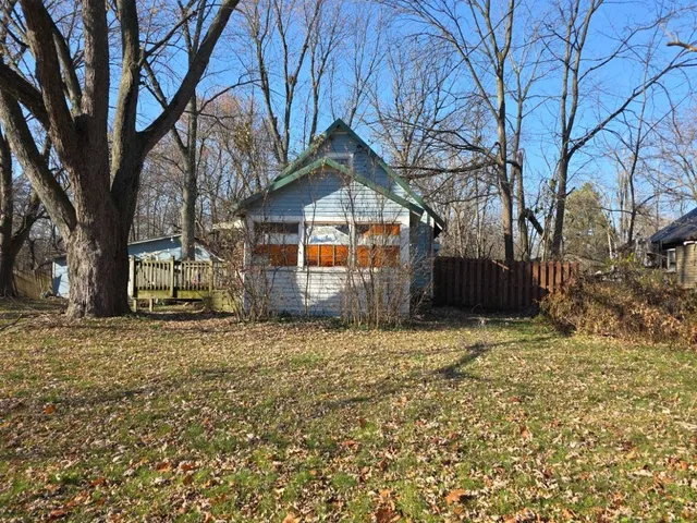 4726 Ingham St, Lansing, MI 48911