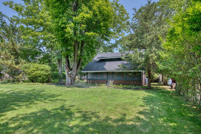 44-1180 Sound Rd, Greenport, NY 11944