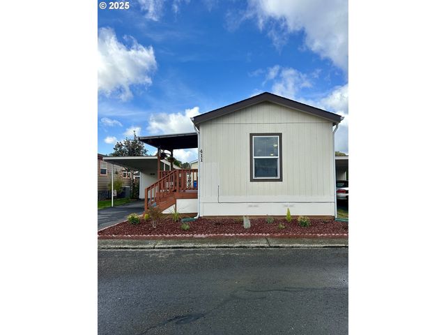 300 SW 7th Ave #411, Battle Ground, WA 98604