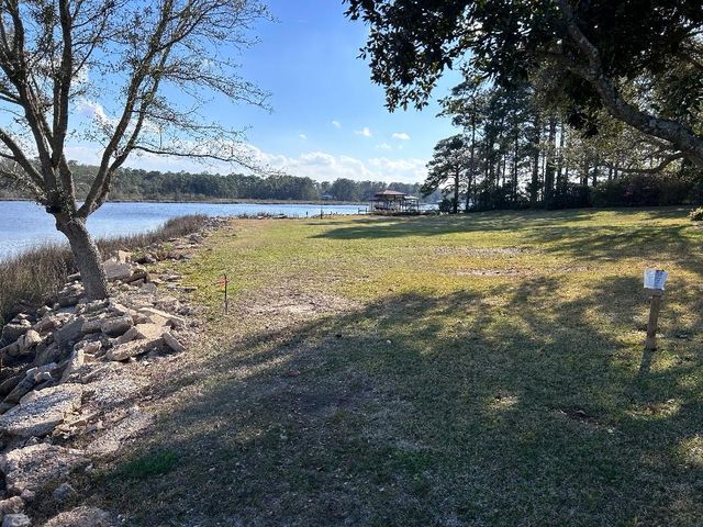 2 Riverscape On Bebee Point Dr, Theodore, AL 36582
